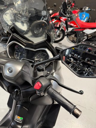 Yamaha XMAX 300 Maxi Scooter