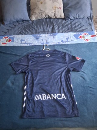 Camiseta R.C. Celta Hummel Estrella Galicia azul
