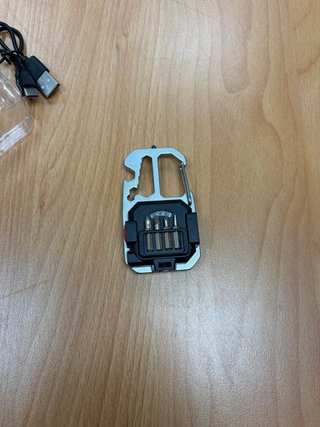 Linterna COB Recargable Llavero W5138