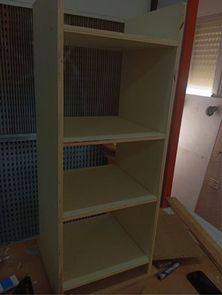 Estantería de madera modular