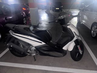 Piaggio Beverly 125