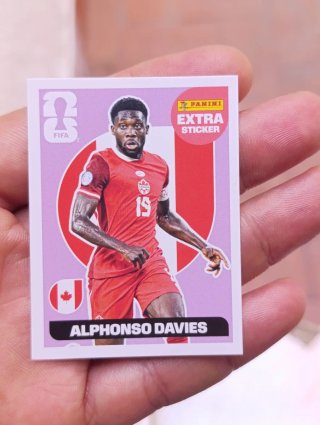 Alphonso Davies Panini Extra Sticker base