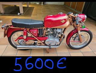 Lambretta 125 cc Scooter Roja y Blanca