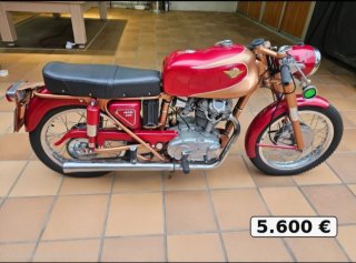 Lambretta 125 cc Scooter Roja y Blanca