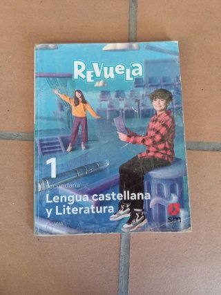 Lengua Castellana y Literatura. 1 ESO. SM. Revuela
