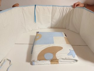 Caja 6. Ropa de cuna y mantas para bebé