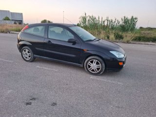 Ford Focus 2000