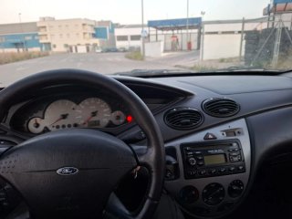 Ford Focus 2000