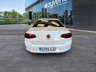 Volkswagen Passat GTE 1.4 TSI e-Power 160 kW (218 CV) DSG