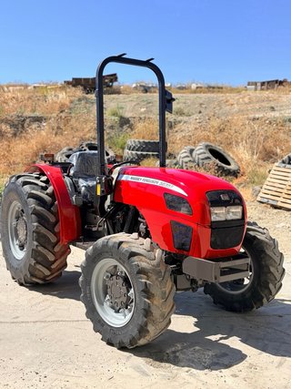 Tractor Massey Ferguson 3235F