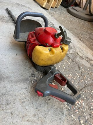 Tagliasiepi 2750 XP Efco