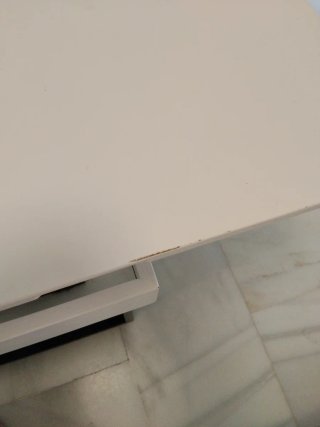 Mesa de centro elevable blanca y negra