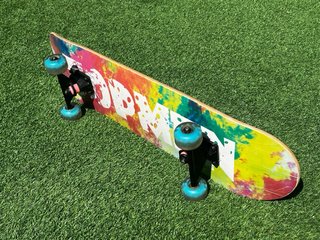 Monopatín Skateboard Diseño Tie-Dye