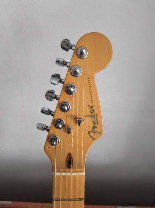 Guitarra Fender Stratocaster USA