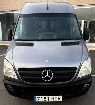 Mercedes-Benz Sprinter 2011