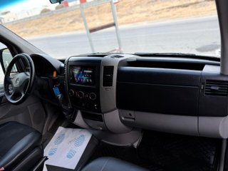 Mercedes-Benz Sprinter 2011