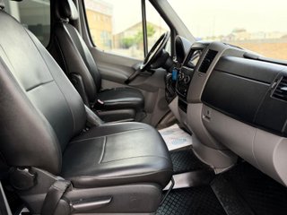 Mercedes-Benz Sprinter 2011