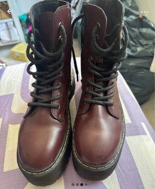 Botas Coolway burdeos plataforma