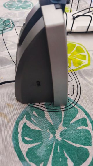 Radio Reloj Proyector Elta Digital