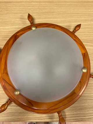 Lámpara de techo estilo timón