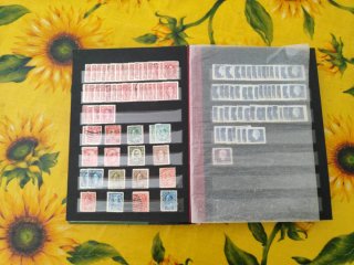Volume Francobolli 400