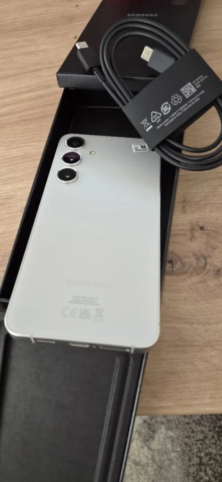 Samsung Galaxy S24 Plus