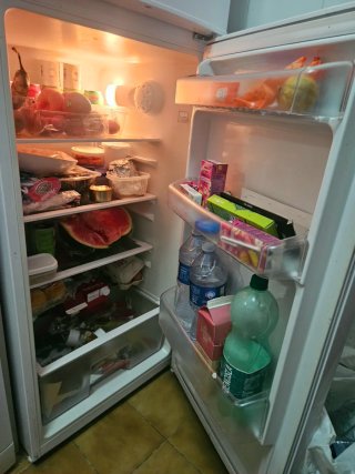 Frigorífico, lavadora, termo y horno cocina