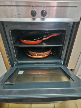 Frigorífico, lavadora, termo y horno cocina