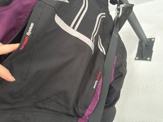Cazadora Moto Mujer Negra y Morada