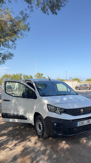 PARTNER PREMIUM STANDA - 2021 177 KM Apple CarPla