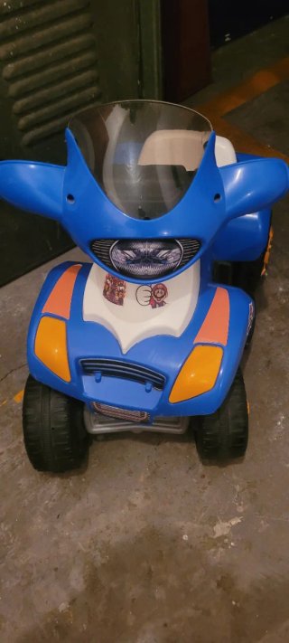 Moto Quad Eléctrica Infantil Feber