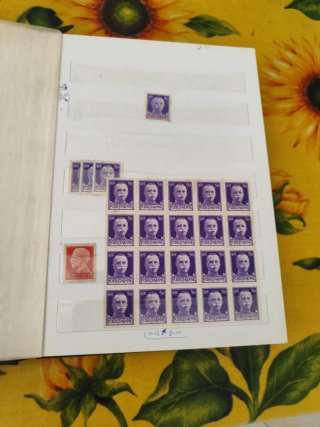 Volume Francobolli 401