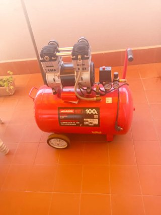Compresor Mader 100L Silencioso