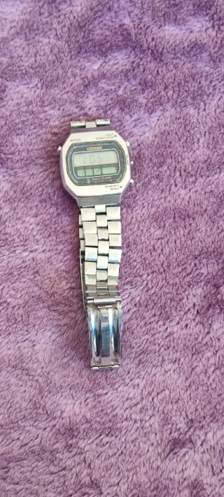 Reloj Citizen Digital Plata