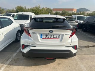 Toyota C-HR 1.8 125H Advance 90 kW (122 CV)