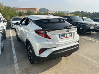 Toyota C-HR 1.8 125H Advance 90 kW (122 CV)