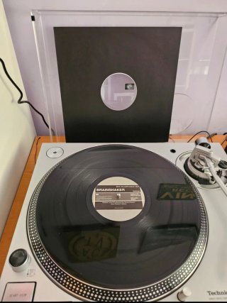 Brainshaker - Big Elephant EP Techno Schranz