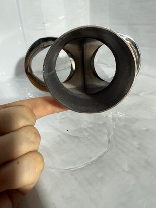 Embellecedor Escape Doble Salida Y
