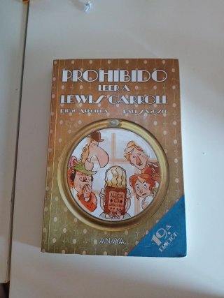 Prohibido leer a Lewis Carroll