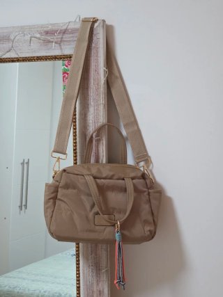 Bolso italiano mano/bandolera sin estrenar.