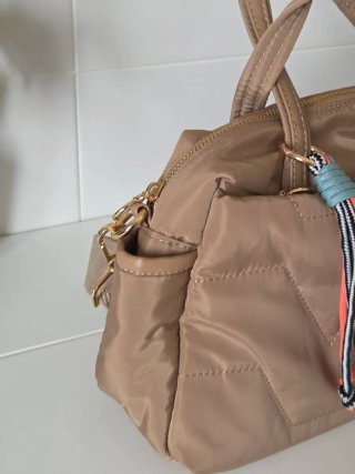 Bolso italiano mano/bandolera sin estrenar.