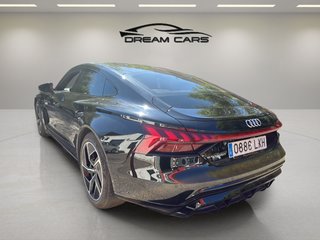 Audi e-tron GT 60 quattro 350 kW (476 CV)