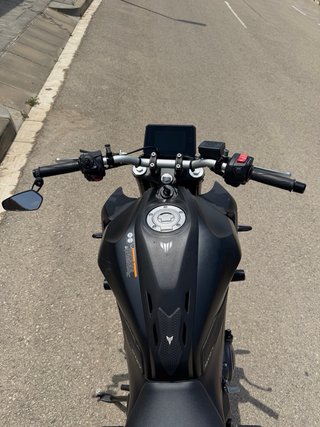 Yamaha MT-07 2025 Limitada A2 Negra + Quickshifter