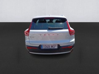 Volvo XC40 T4 PHEV Recharge Core Auto 155 kW (211 CV)