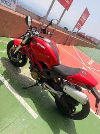 Ducati Monster 696 2008