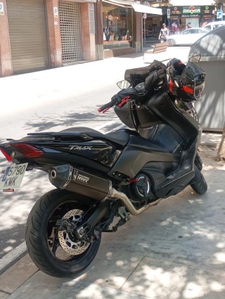 Yamaha T-Max 530 SX Negra