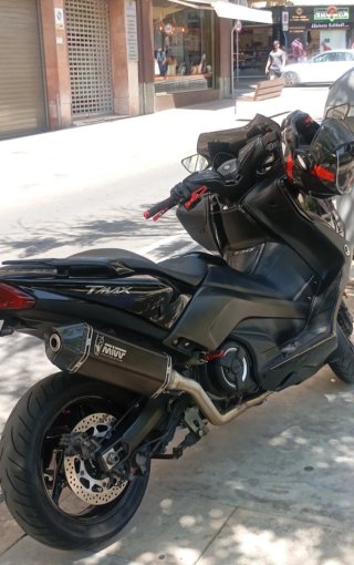Yamaha T-Max 530 SX Negra