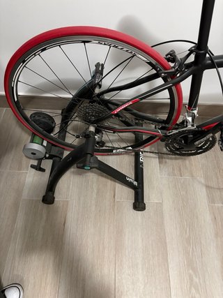 Bicicleta Orbea Avant Negra y Roja