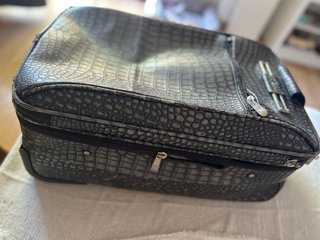 Conjunto Maletas Guess Gris/Plata