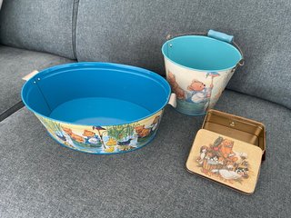 Set di decorazione metallica vintage con orsetti